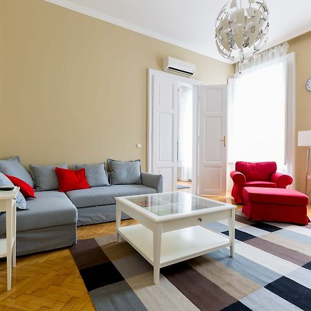Bpm-Apartment Kiraly Budapest Eksteriør billede