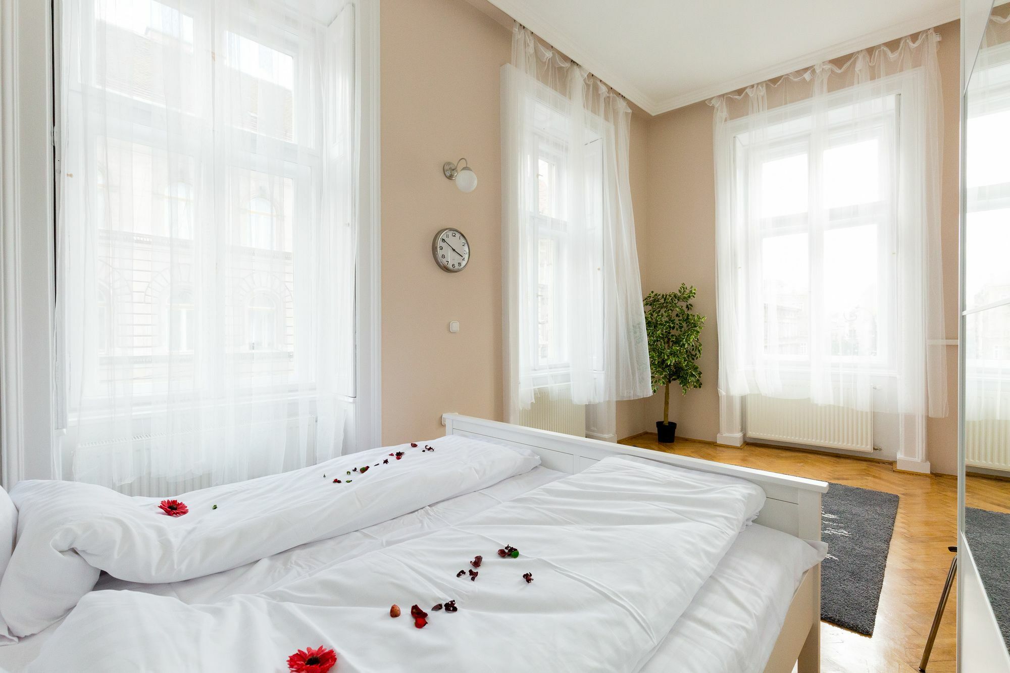 Bpm-Apartment Kiraly Budapest Eksteriør billede